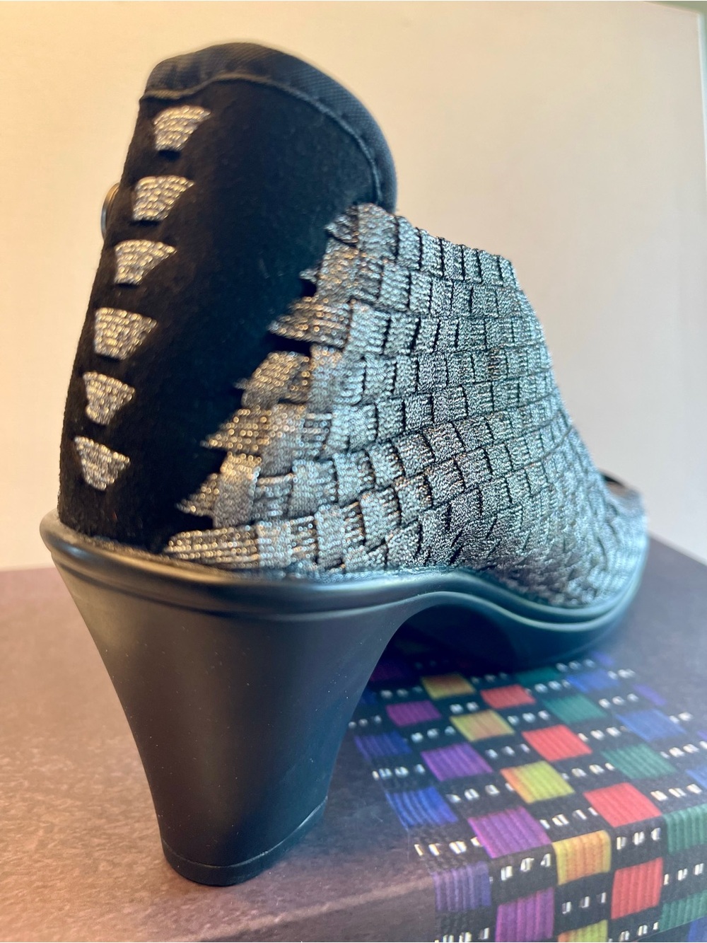 NIB BERNIE MEV CLAIRE STRETCH WOVEN SHOOTIE MEMORY FOAM BLOCK HEEL PEWTER SZ 9 - Picture 3 of 14